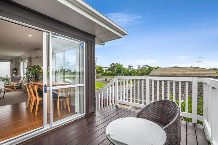 1/68 Ruawai Road Mt Wellington_10