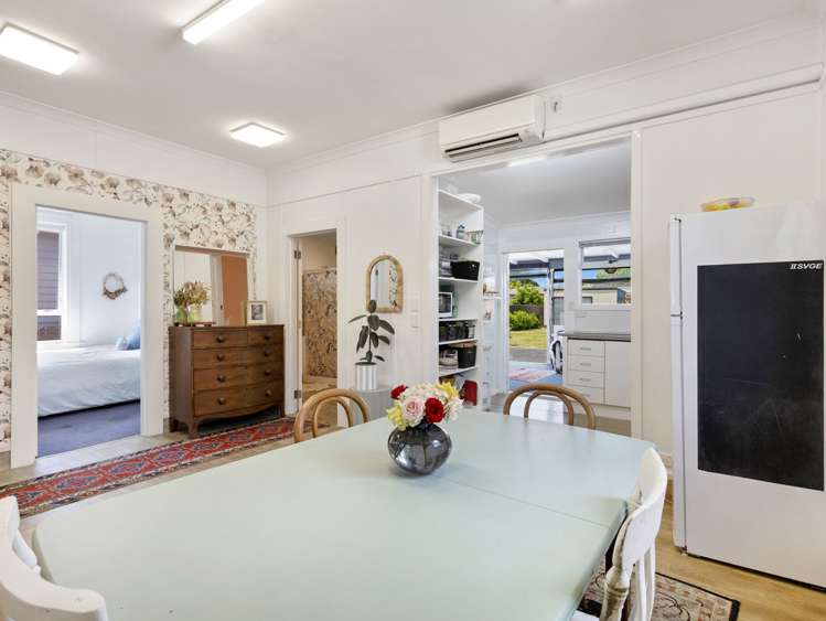 905 Willowpark Road North Mayfair_7