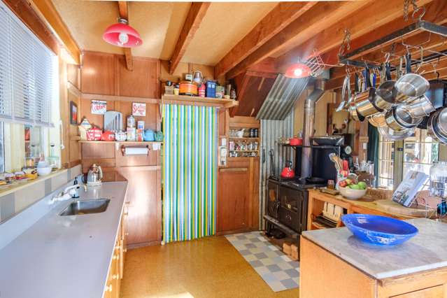 211 Blandswood Road Mesopotamia_2