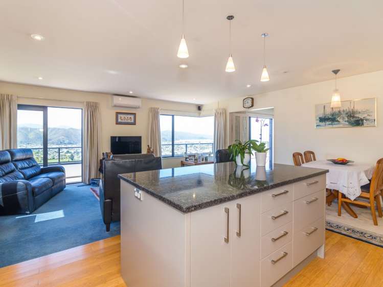 96 Redvers Drive Belmont_21