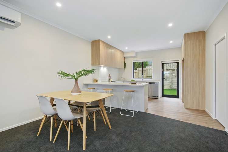 1b Pembroke Street Tawa_16