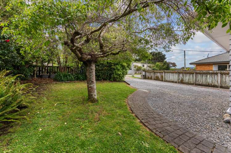 20 Kowhai Grove Raumati Beach_26