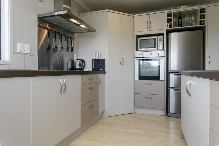 23 Brompton Close Richmond Heights_3