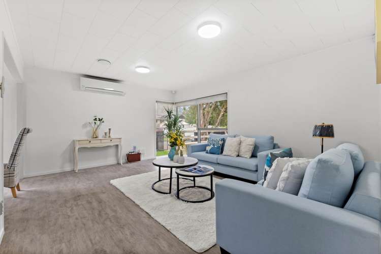 7 Sandrine Avenue Clover Park_9