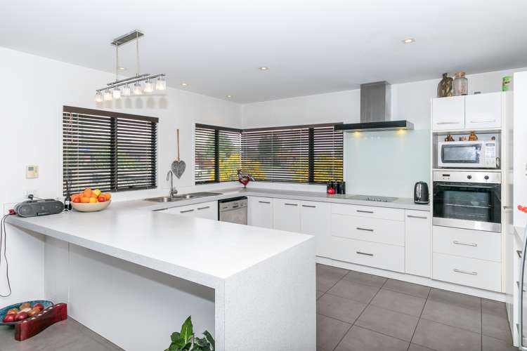 2 Woburn Court Rototuna North_5