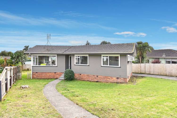 3 Hobart Crescent Wattle Downs_11