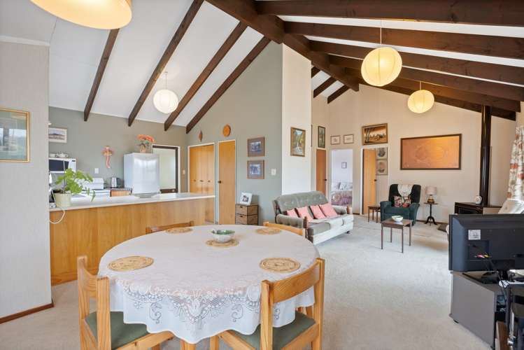 9 Hastings Street Waikanae Beach_8