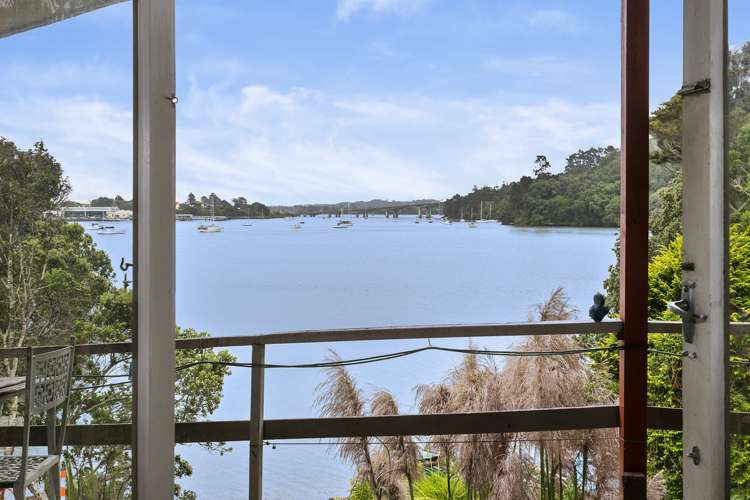 26 Rambler Crescent Beach Haven_9