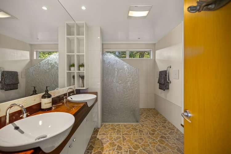 7 Brisbane Street Queenstown_13