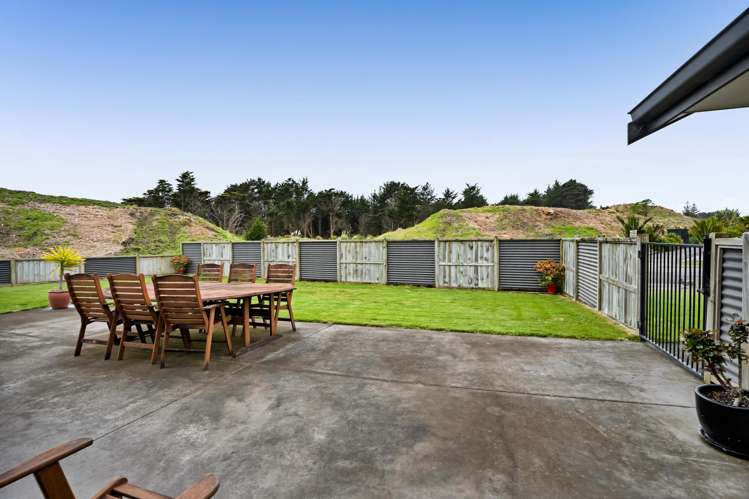 79 Links Drive Waiwhakaiho_40
