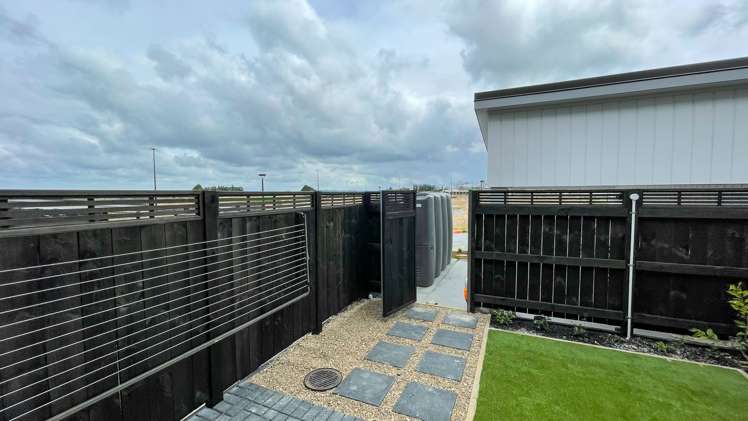 78 Manarini Road Westgate_17