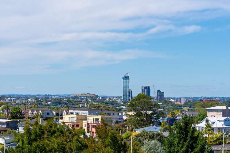 107 East Coast Road Castor Bay_26