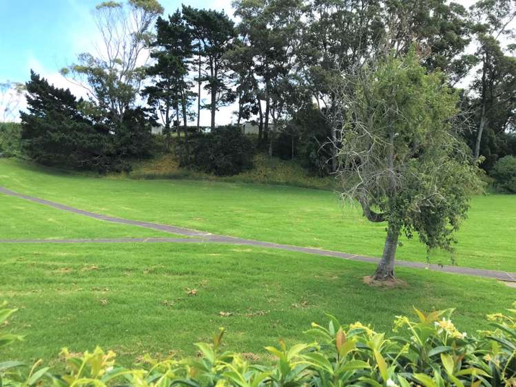 7/11 Alcock Street Mount Wellington_13