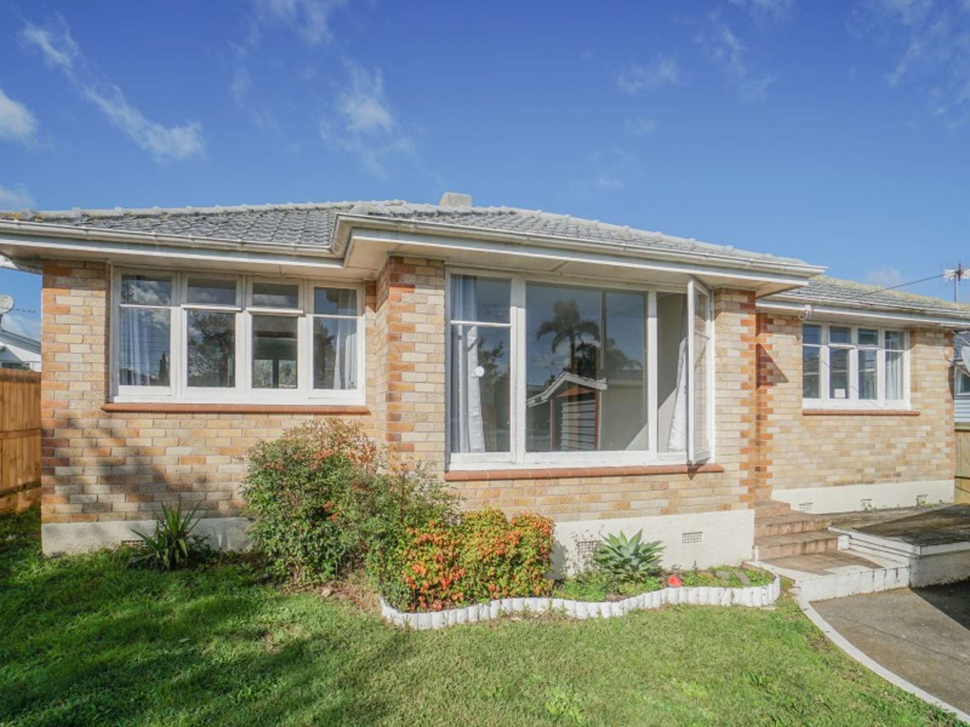 2b Springbank Lane Te Atatu Peninsula_0