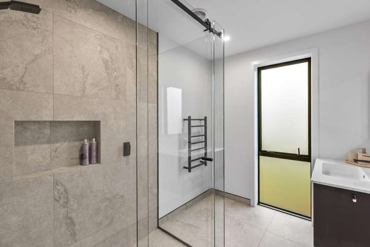 2 Rubus Street Wanaka_11