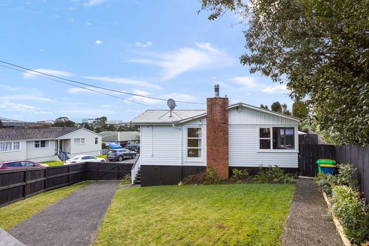63 Vodanovich Road Te Atatu South_16