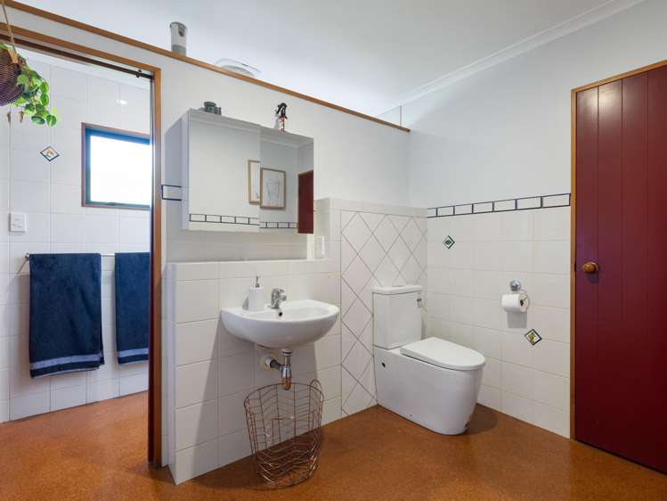 969 Waingaro Road Glen Massey_19