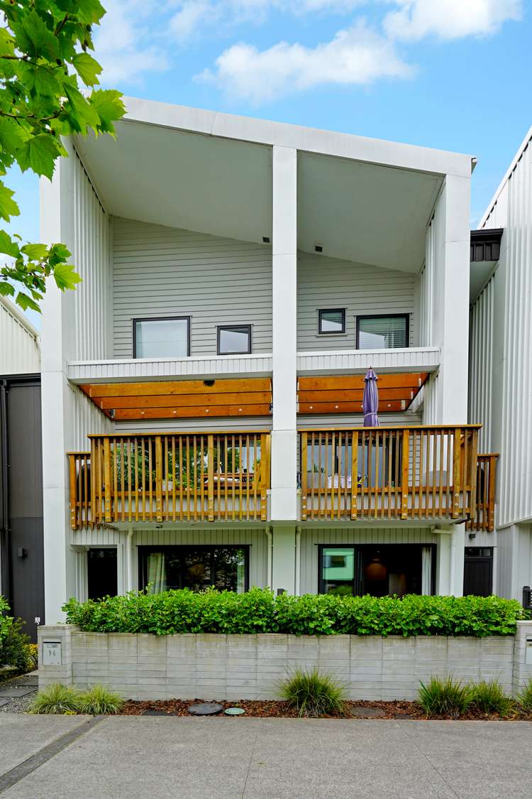 98 Squadron Drive Hobsonville_24