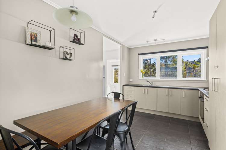 73a Awaroa Road Helensville_14