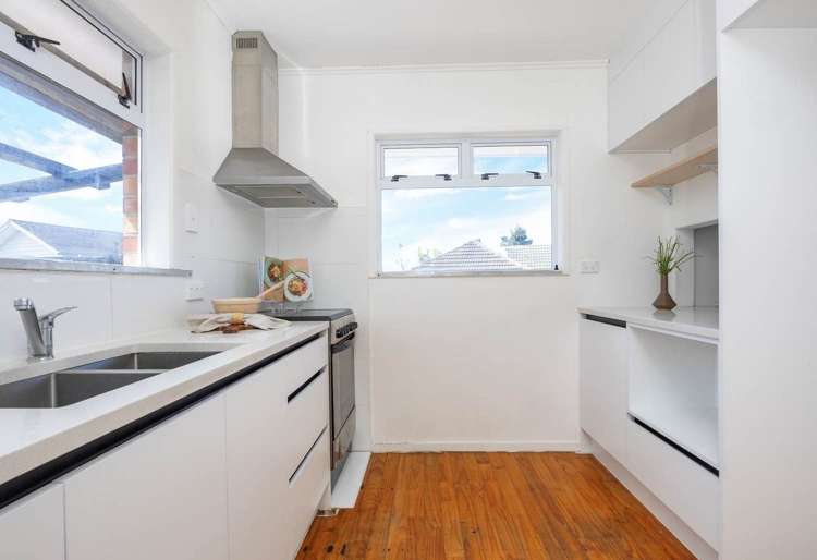 78 Divich Avenue Te Atatu South_3