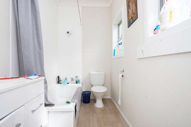 13 Waterloo Street Dannevirke_12