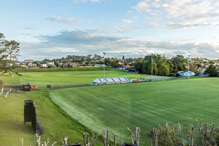 16 Zara Court Windsor Park_29