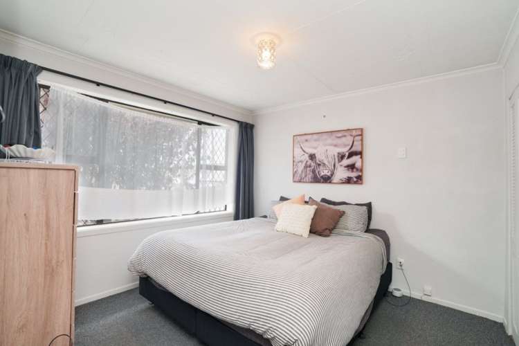 9 Dumbarton Place Strathern_9