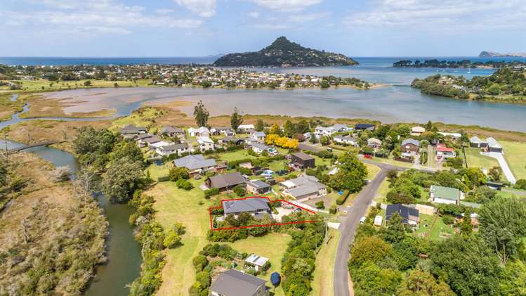 7 Laycock Road Tairua_1