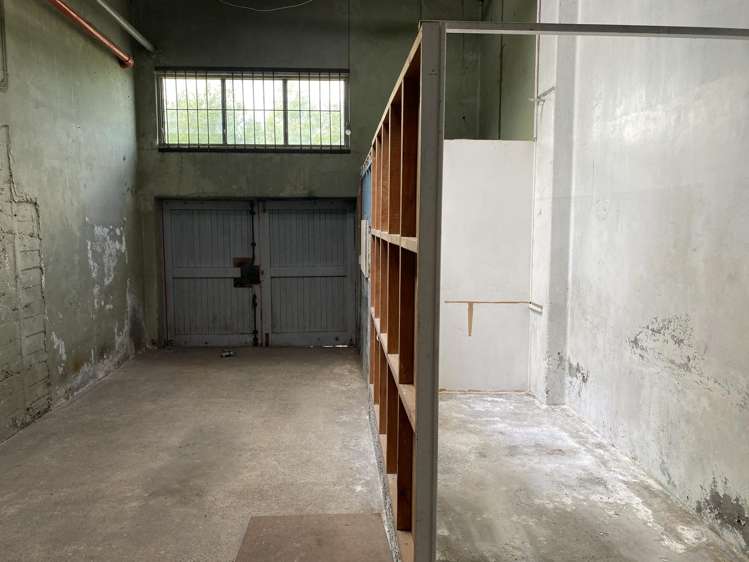 21 River Road Ngatea_17