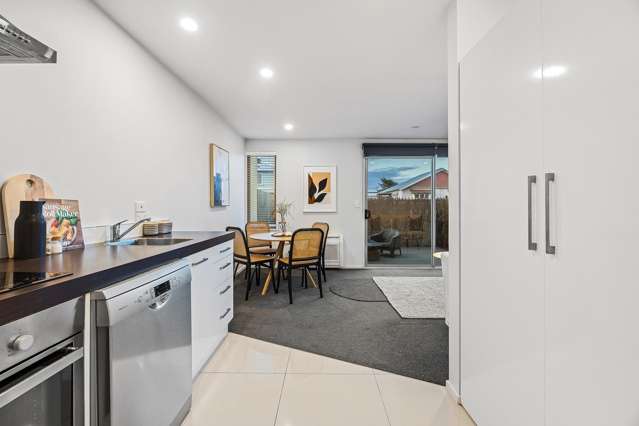 2/318 Barbadoes Street Christchurch Central_4