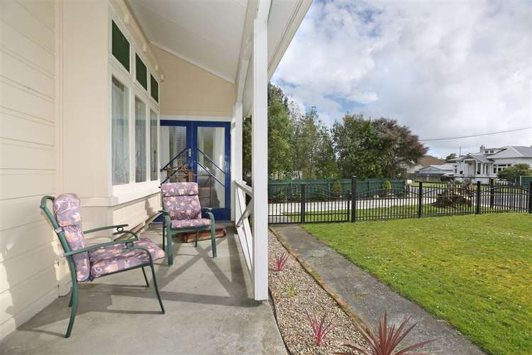 49 Grey Street Feilding_18