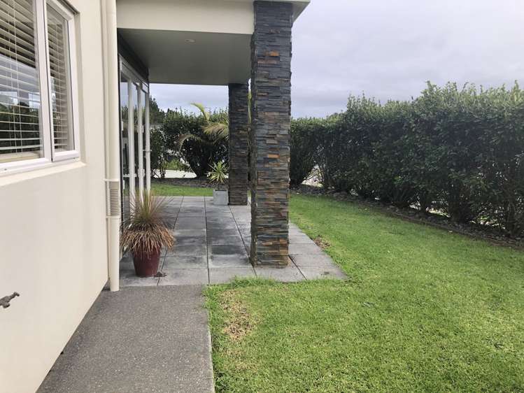 29 Fantail Crescent Maraetai_15