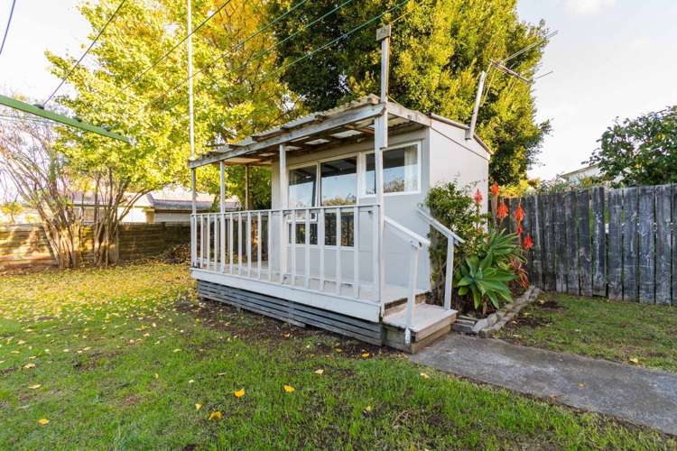 35a Roberts Road Te Atatu South_9