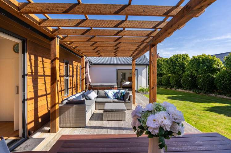 2 Bridesdale Drive Lake Hayes Estate_11