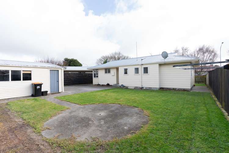 80 Benmore Avenue Cloverlea_11