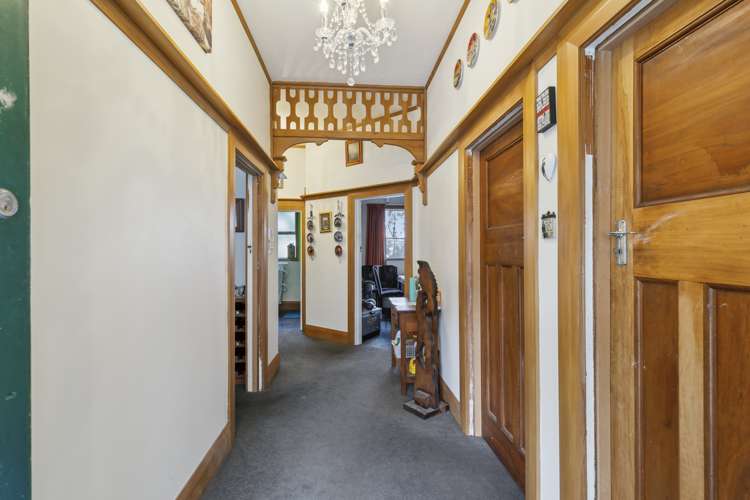 80 Apu Crescent Lyall Bay_2