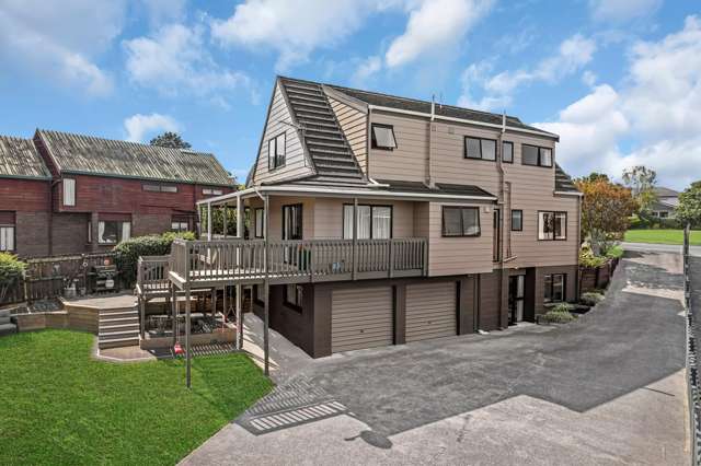 77 Botany Road Botany Downs_1