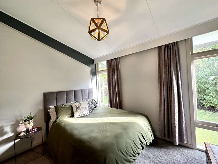 15 Rakiura Parade Otatara_15