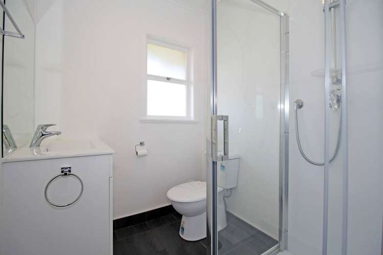 6/32 Alamein Avenue Belmont_8