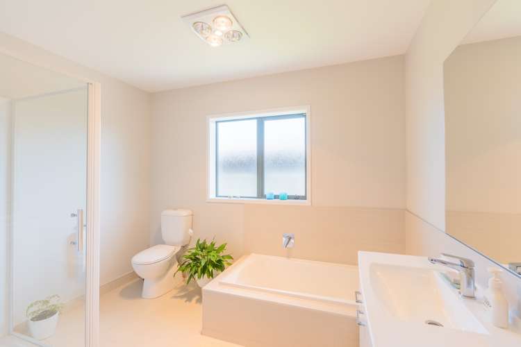 6 Simpson Crescent Raumati Beach_11