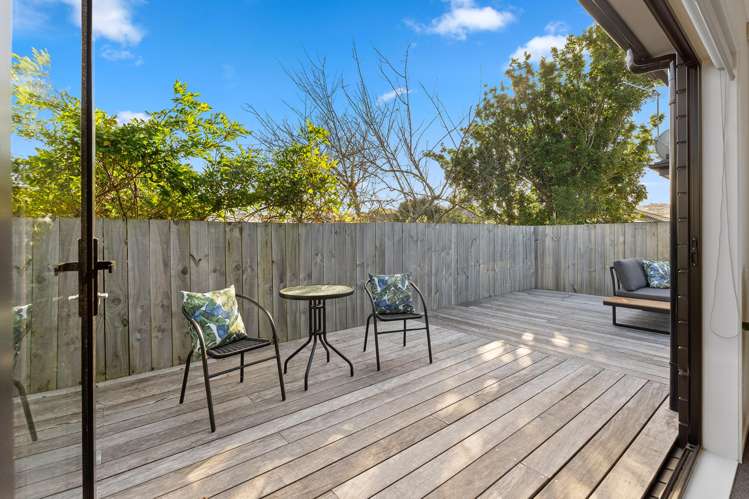 27A Lillian Place Orewa_12
