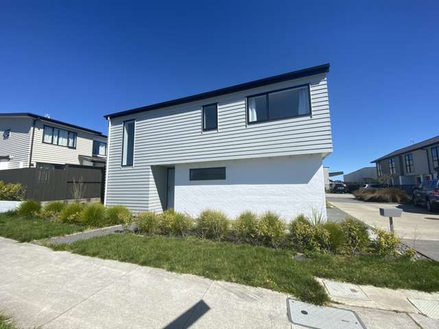 1 Henry Lloyd Place Silverdale_1