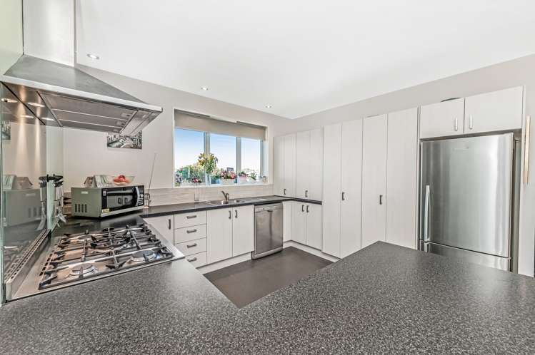 77 North Terrace Darfield_5