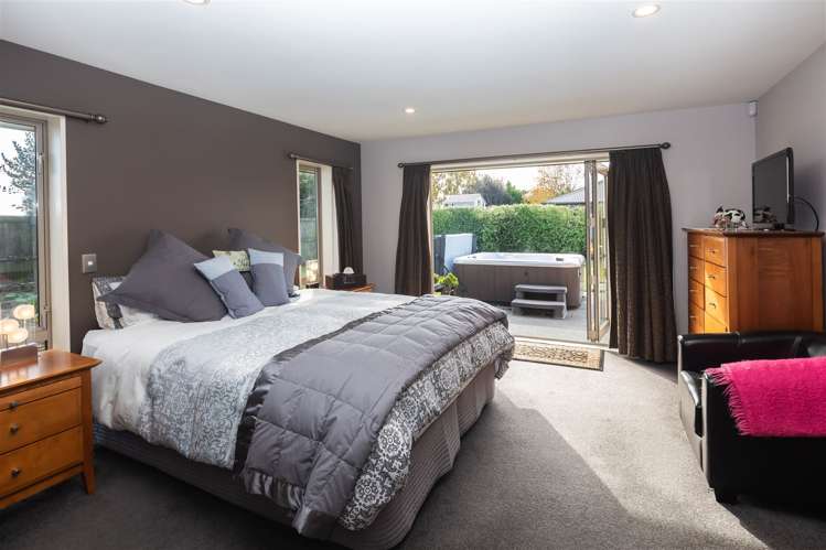 21 Longspur Avenue Wigram_12