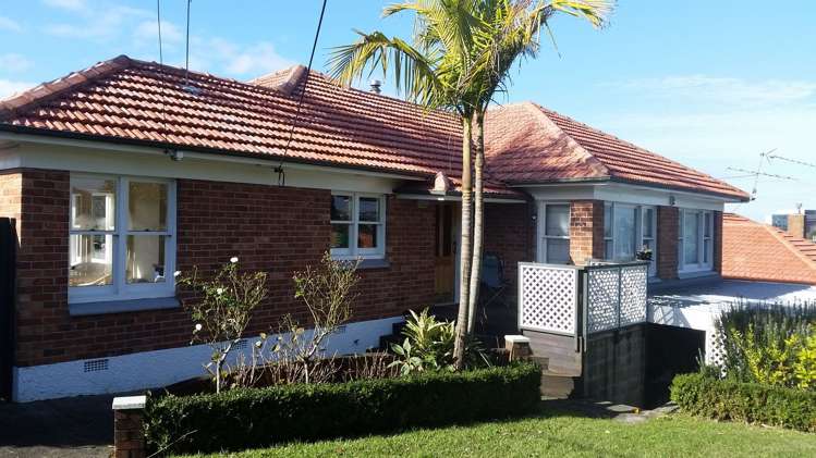 11 Forrest Hill Road_0