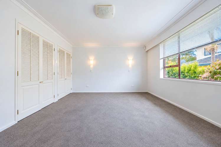 2/30 St Vincent Avenue Remuera_9