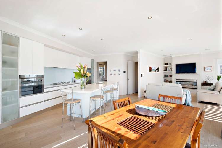 4 Milano Boulevard Karaka_6