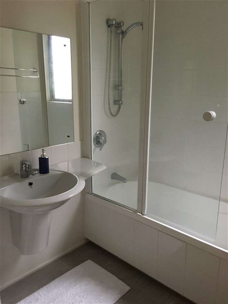 2/20a Rawene Road Birkenhead_9