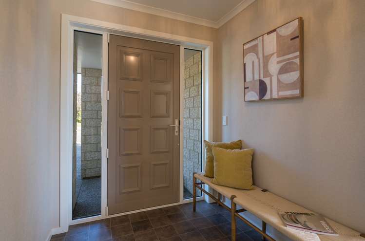 43 Fairose Drive Richmond_11