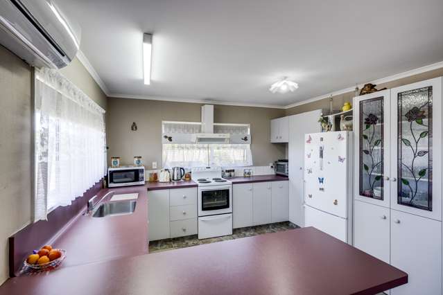 2/2 Spriggs Crescent Greenmeadows_2
